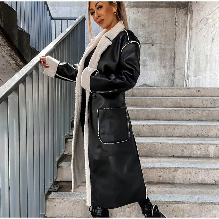 Hina | Elegant Lang Læderjakke med Pelskrave