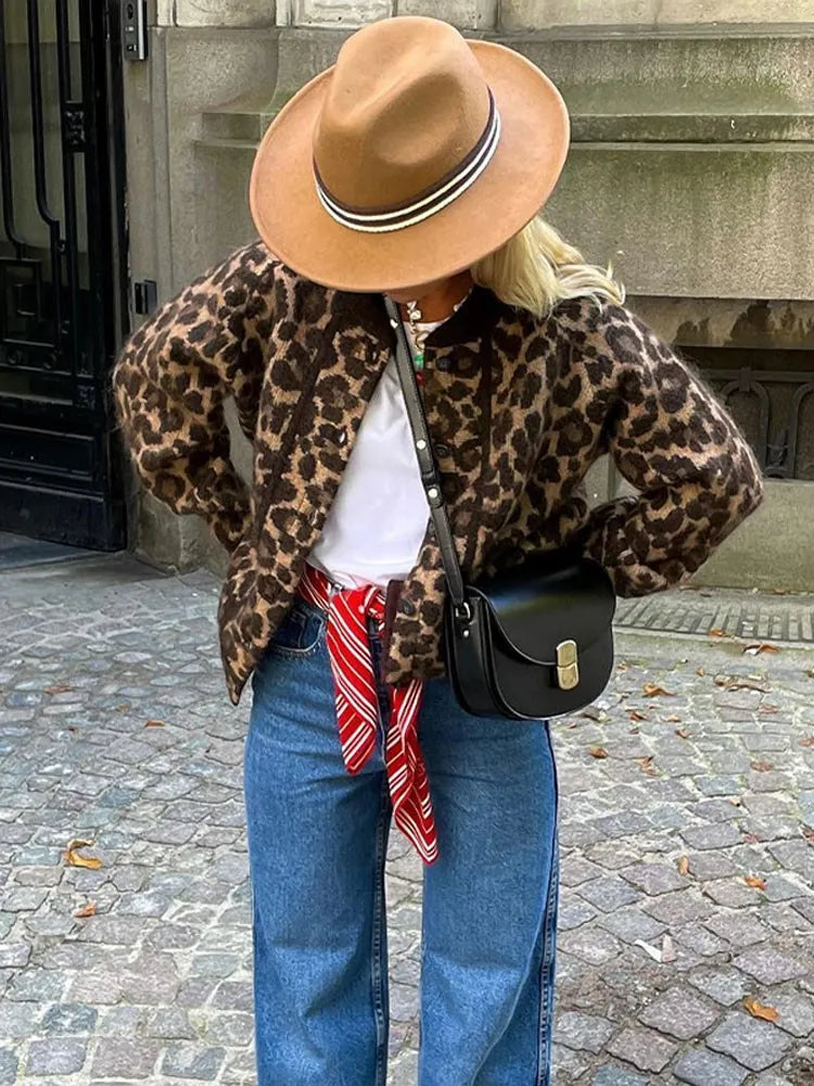 Plushify | Leopardstrikcardigan med Komfort